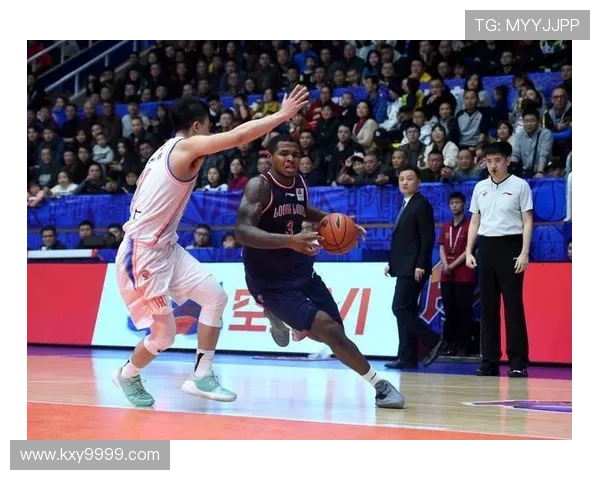 赛后分析：南京篮球队与成都篮球队的战术对决与表现评估