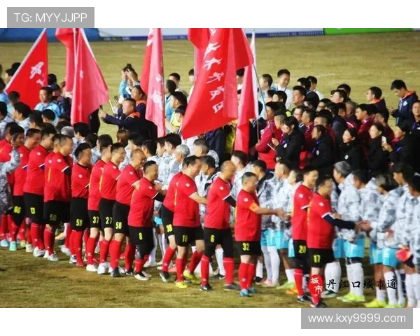 足球明星表演赛0619盛况空前球迷齐聚共享足球盛宴与明星同场竞技 足球明星表演赛0619盛况空前球迷齐聚共享足球盛宴与明星同场竞技