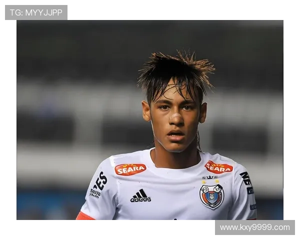 内以马足球明星的传奇人生与赛场背后的故事揭秘